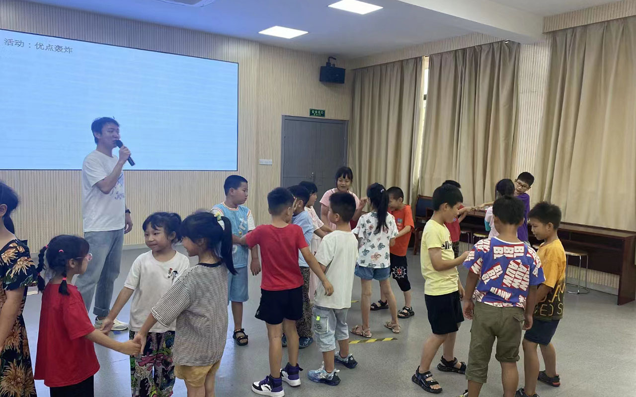 邵阳龙观乡中心学校